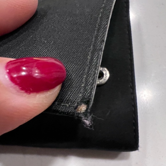 💯Authentic Prada Nylon Tessuto Long Snap Wallet - Picture 3 of 12